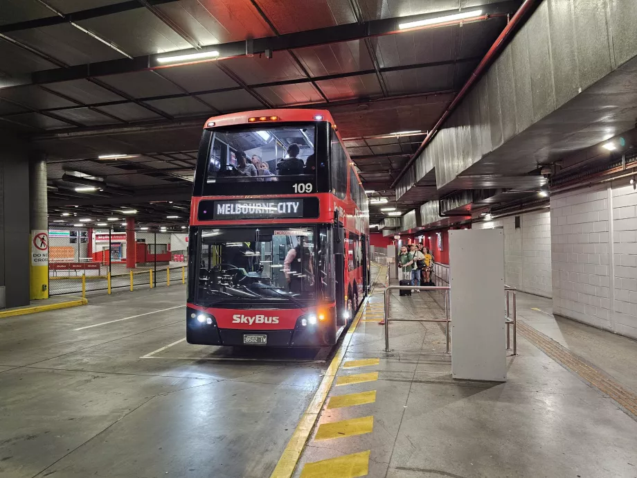 Skybus stopper ved Southern Cross stasjon